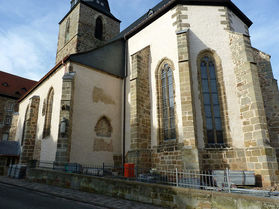 Abbau des Gerüstes an der Südseite (Foto: Karl-Franz Thiede)